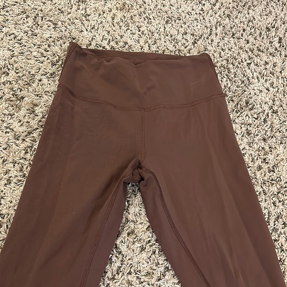 Lululemon Wunder Train High Rise 23”